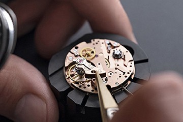 卡地亚机械表保养机芯